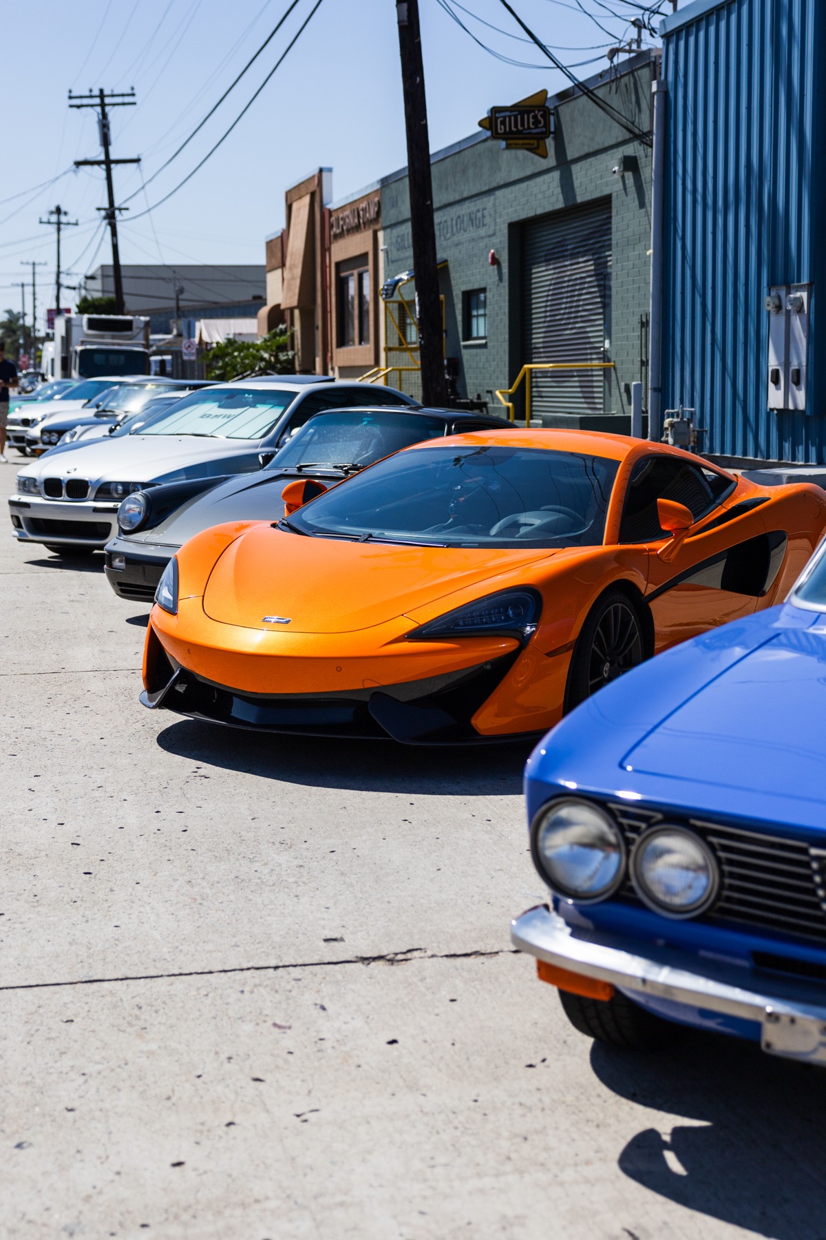 Avants Auction Summit at Gillie's Auto Lounge