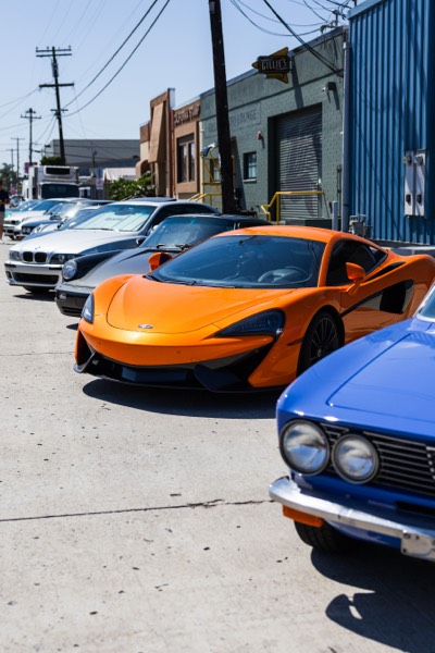 Avants Auction Summit at Gillie's Auto Lounge