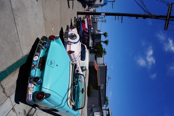 T-Bird Cars and Lunch at Gillie's Auto Lounge