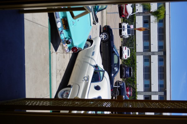 T-Bird Cars and Lunch at Gillie's Auto Lounge
