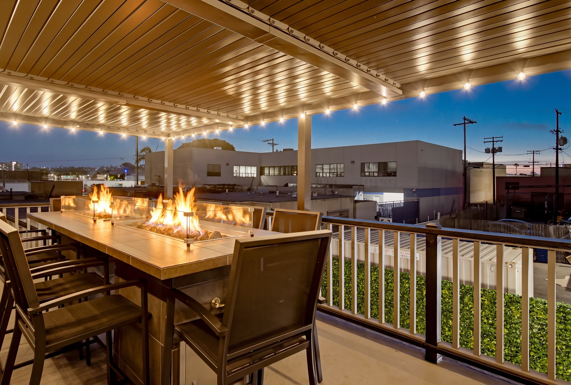 The outdoor cigar bar and fire table