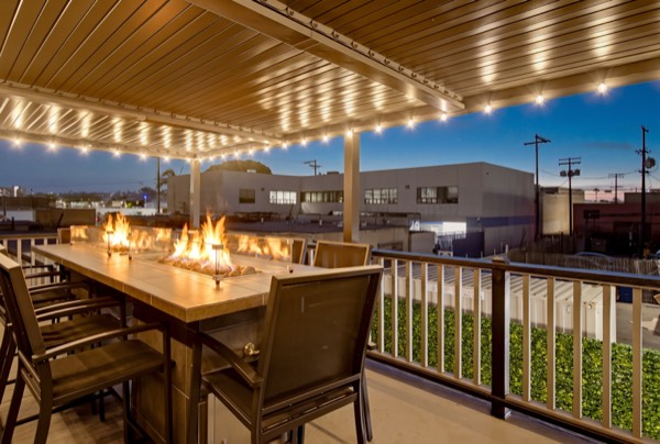 The patio table — Gillie's Auto Lounge