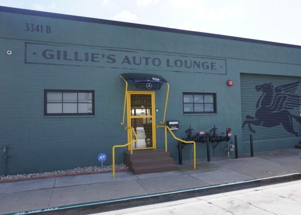 The exterior of Gillie's Auto Lounge at 3341 Hancock St